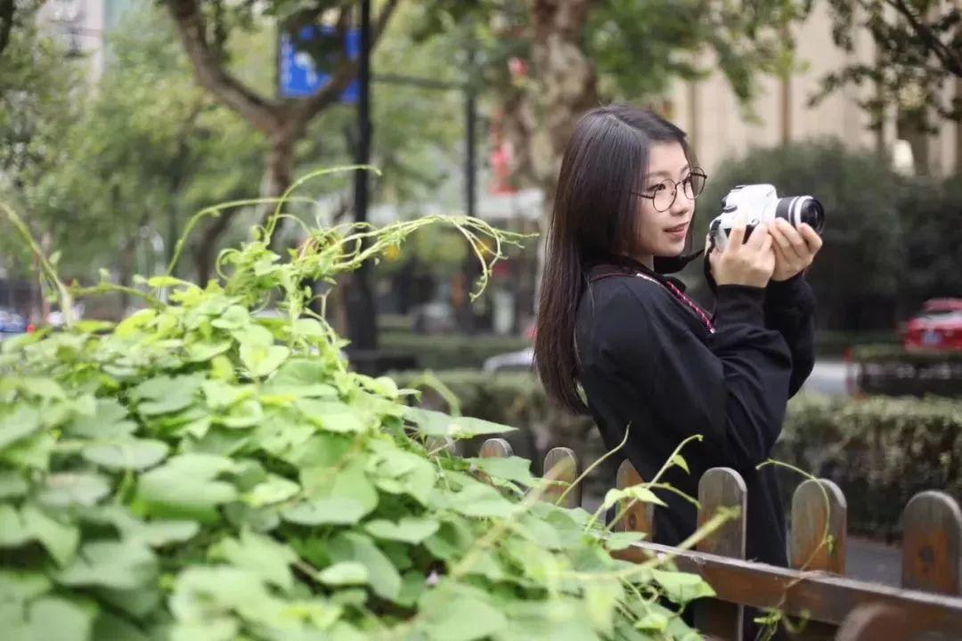 学生风采之张佳君丨从“邻家女孩”到“国际学霸”的蜕变之旅