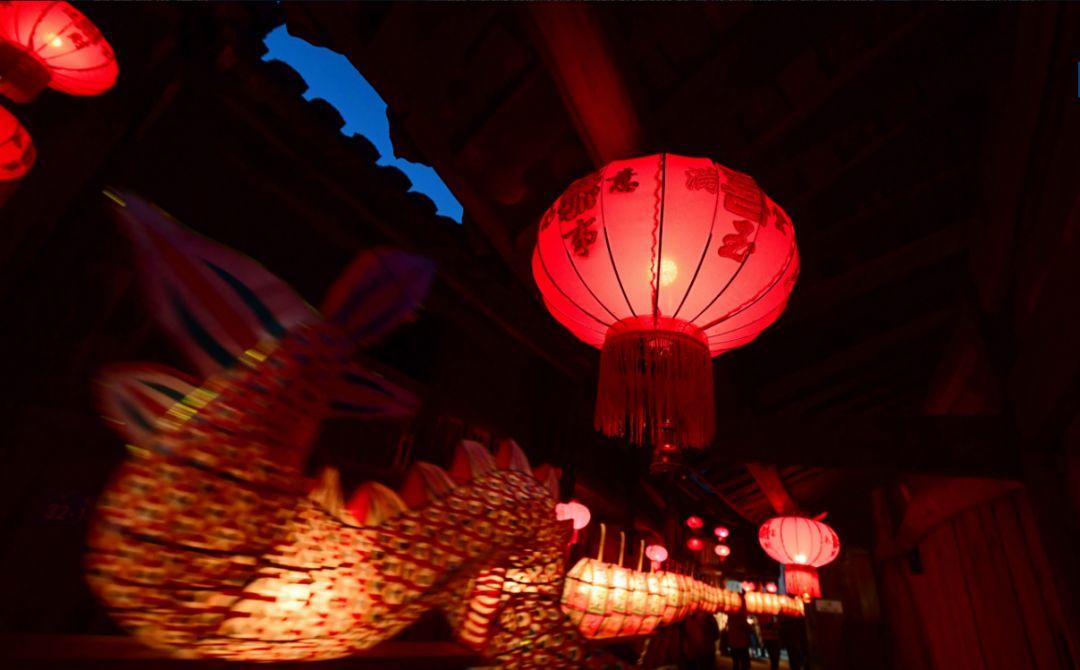 上海枫叶国际学校祝您元宵节快乐 | 这些习俗和诗句，带孩子一起了解