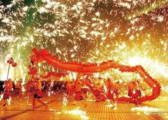 上海枫叶国际学校祝您元宵节快乐 | 这些习俗和诗句，带孩子一起了解