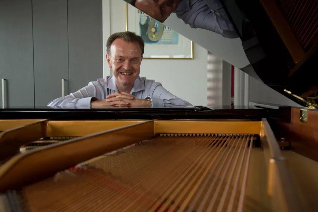 Top New Zealand composer specially commissioned for ISCMS