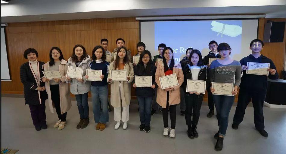Various Achievements Celebrated in New Building |新学期颁奖典礼在新楼举行
