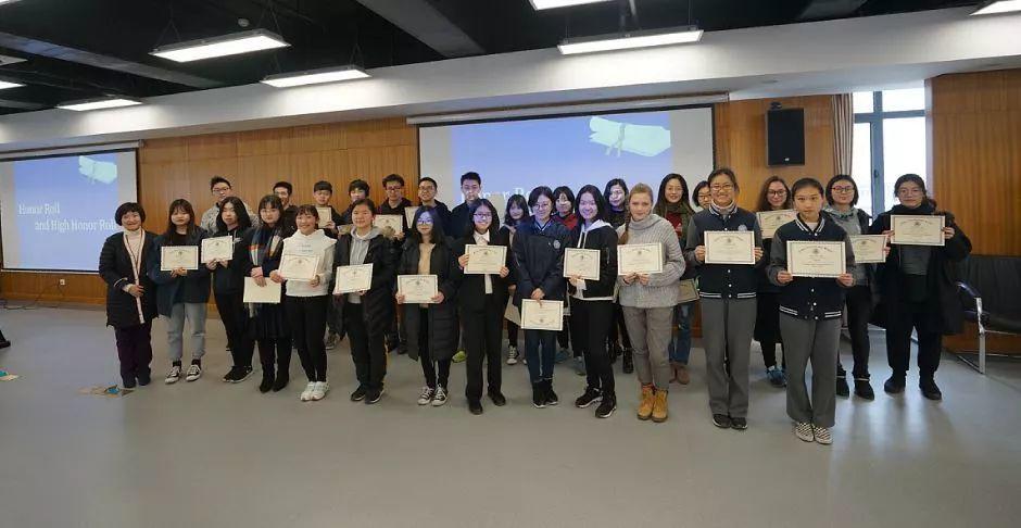 Various Achievements Celebrated in New Building |新学期颁奖典礼在新楼举行