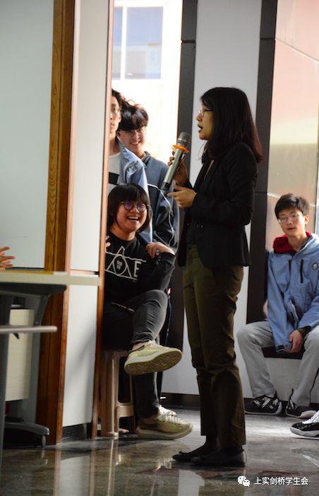 伦敦大学学院招生官到访我校 伦敦大学学院招生官到访我校