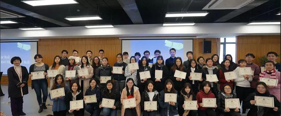 Various Achievements Celebrated in New Building |新学期颁奖典礼在新楼举行