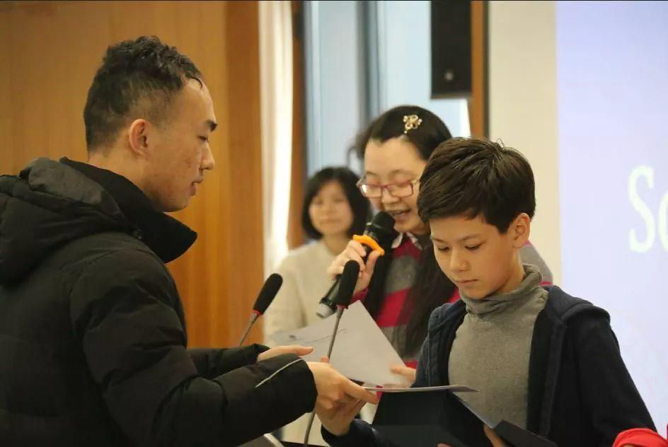 Various Achievements Celebrated in New Building |新学期颁奖典礼在新楼举行 Various Achievements Celebrated in New Building |新学期颁奖典礼在新楼举行