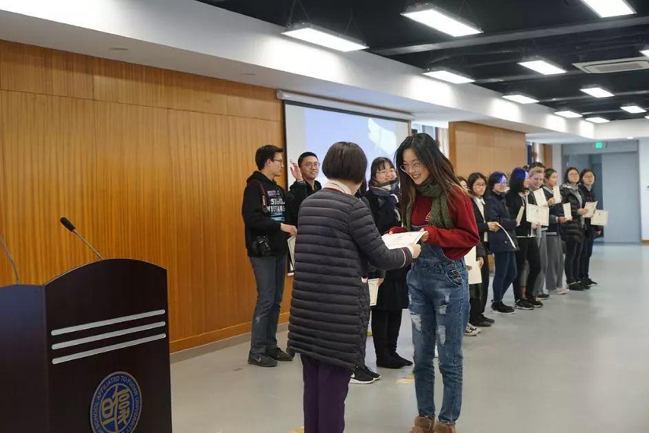 Various Achievements Celebrated in New Building |新学期颁奖典礼在新楼举行 Various Achievements Celebrated in New Building |新学期颁奖典礼在新楼举行