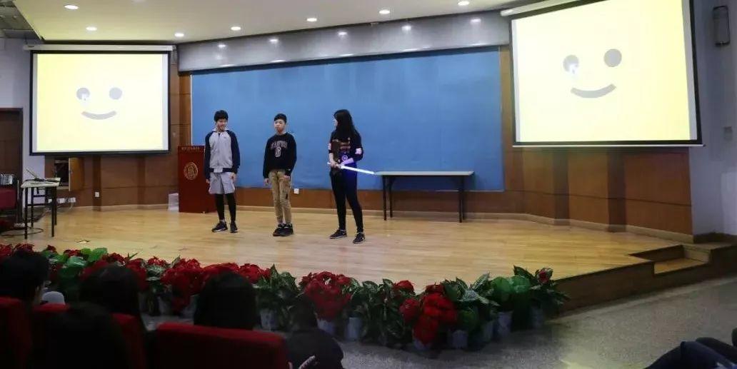 清华附中国际部英文演讲展示周|THIS Speech Showcase Week