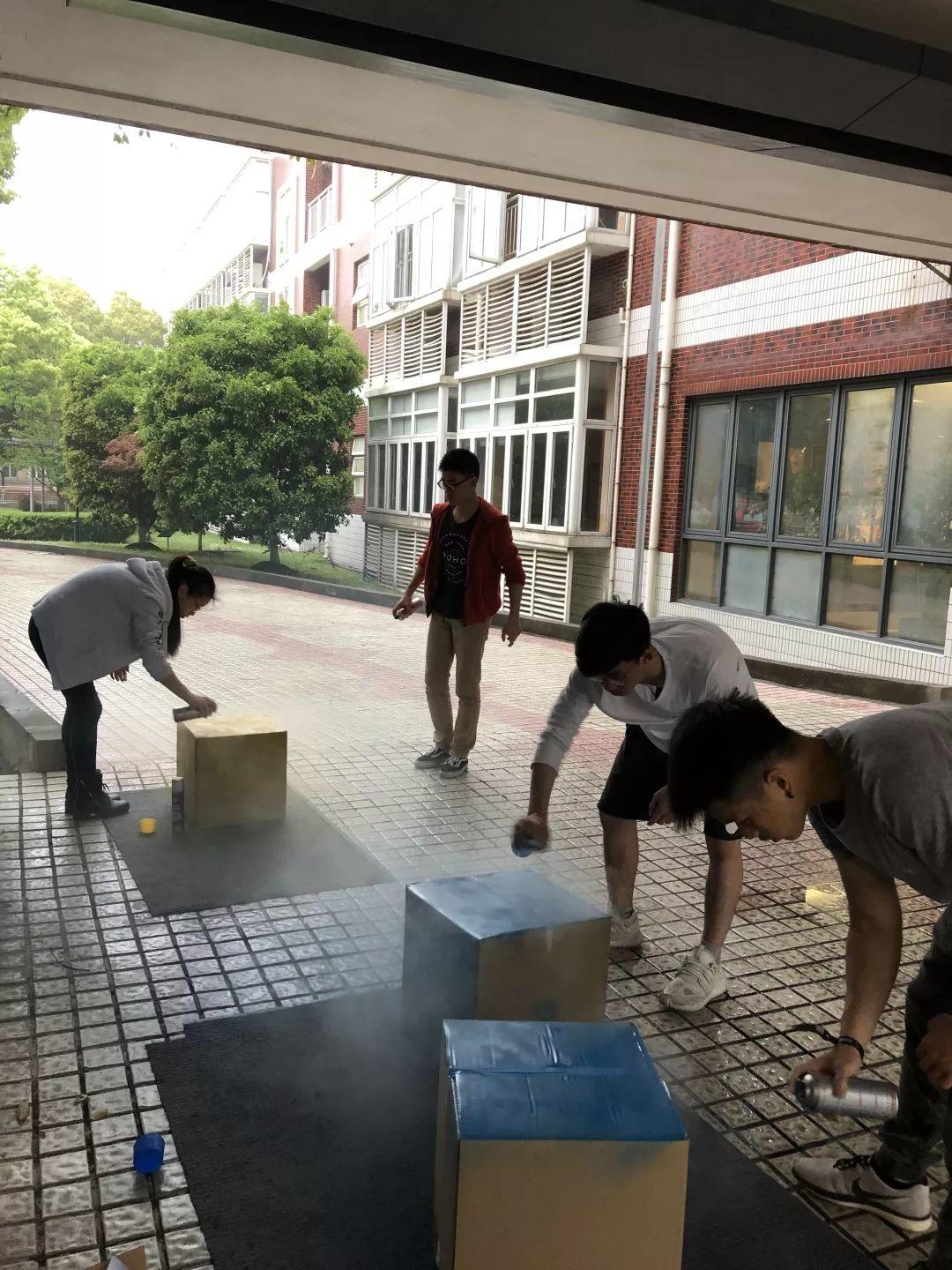 本周五中芯学校戏剧之夜邀您参加