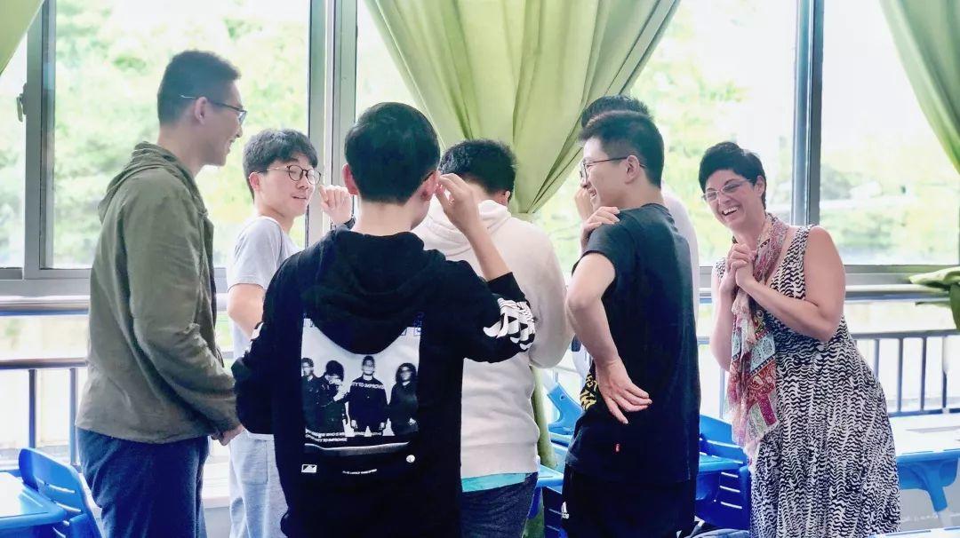 课程｜国际课程怎么上？来民办位育体验国际课程先修课吧！