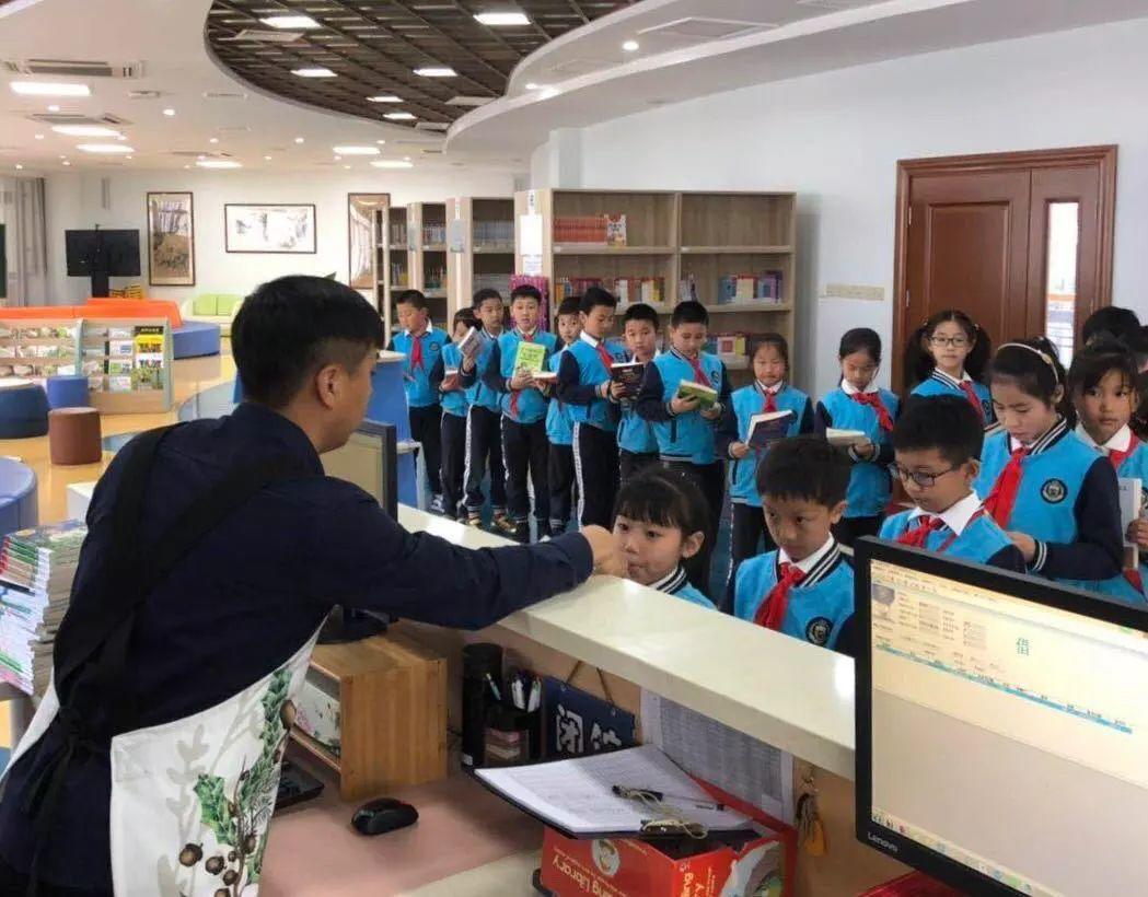 我们不仅是有颜值的地标景观，更是校园教育的内涵硬核
