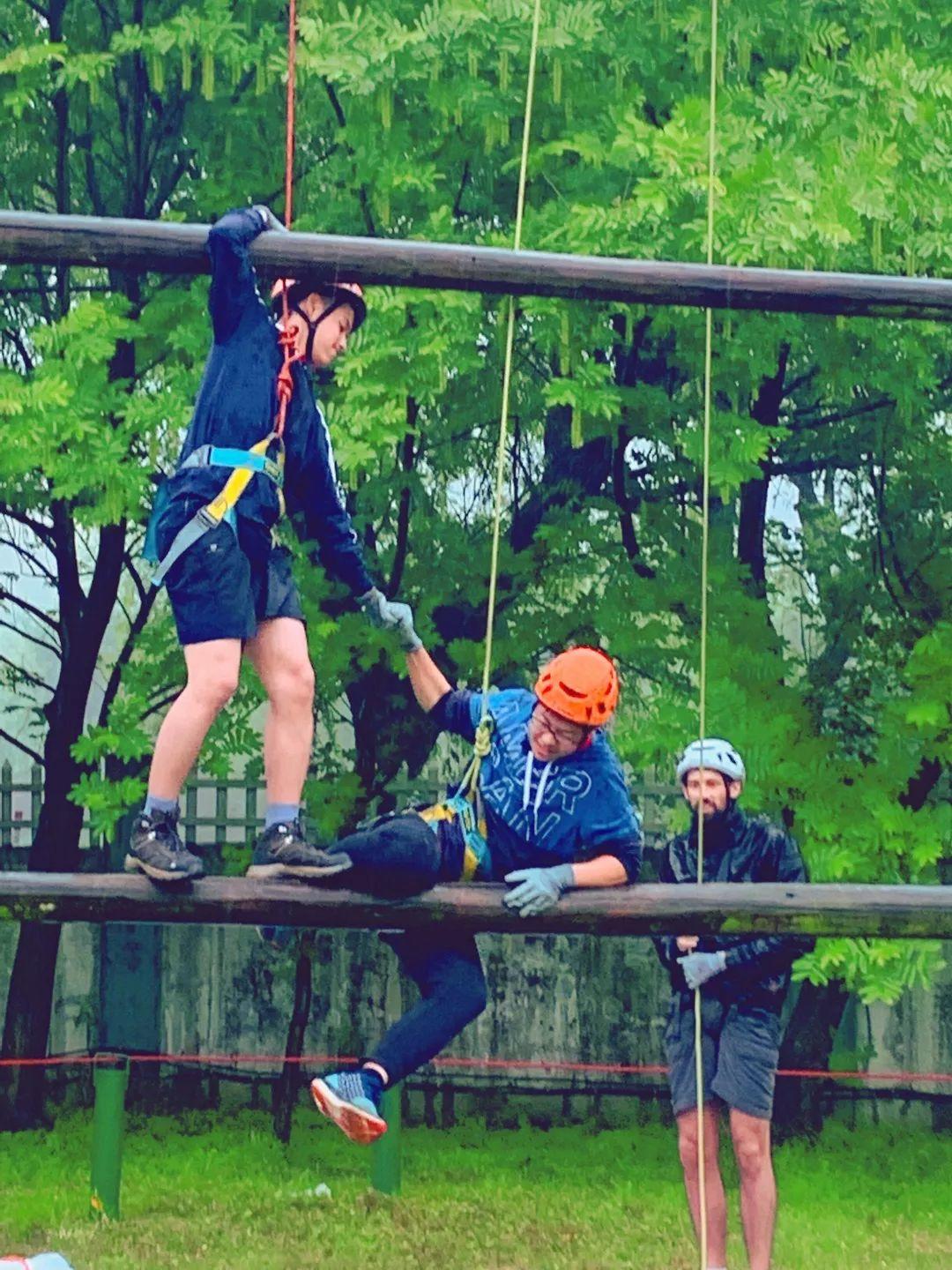 G9 | Survival Training
