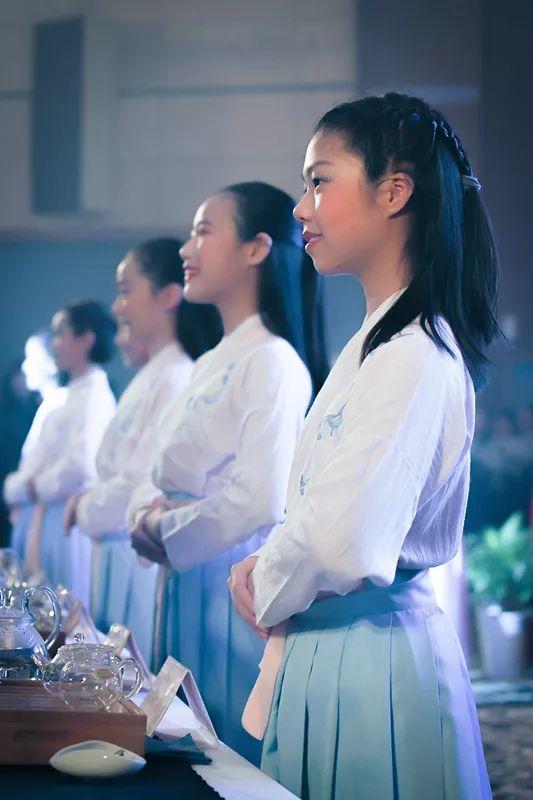 名家笔下写春晖——记预备年级读书节展示活动