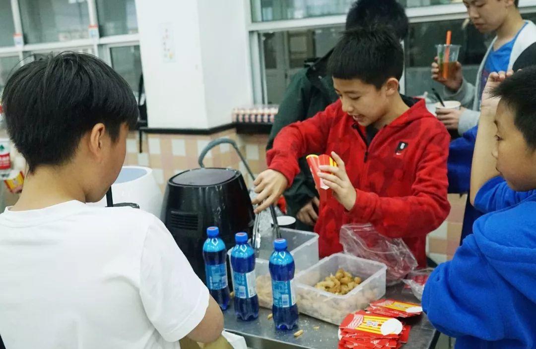 G5-6 | Charity Fair