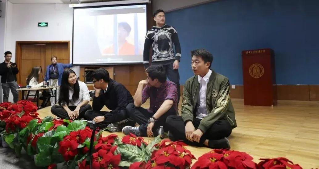 清华附中国际部英文演讲展示周|THIS Speech Showcase Week