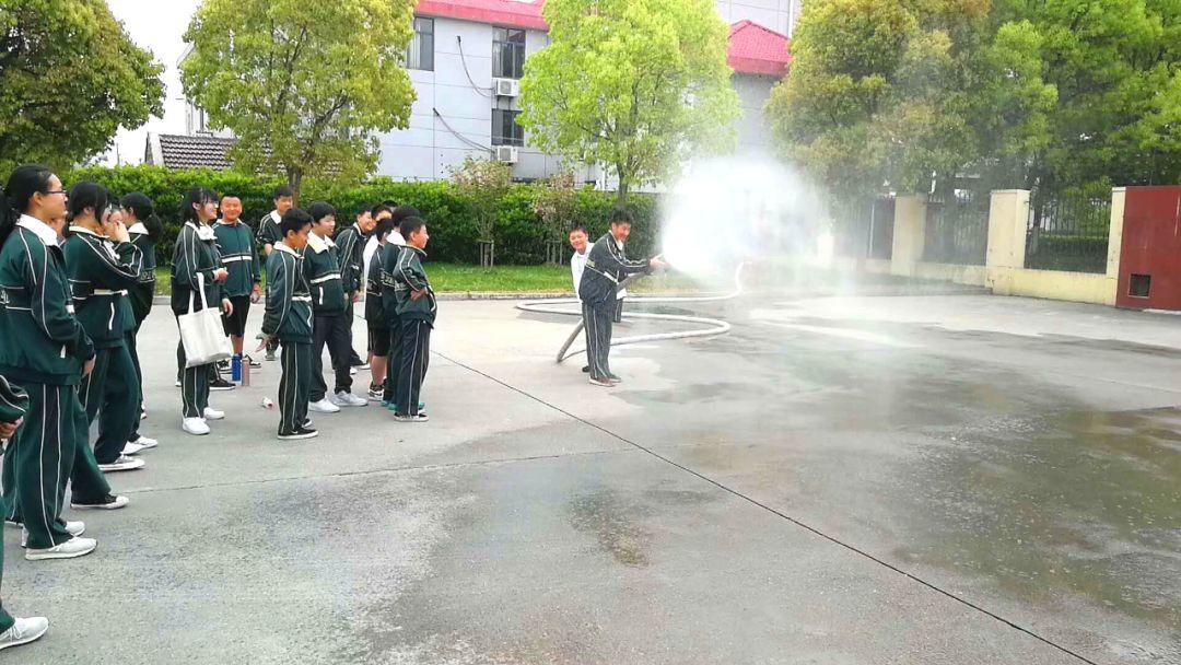 职业体验丨七年级：消防体验零距离