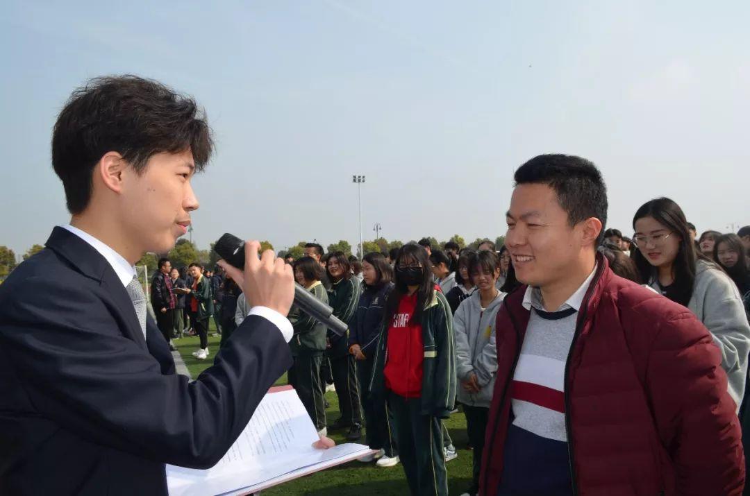 趣在冬练，乐在海枫