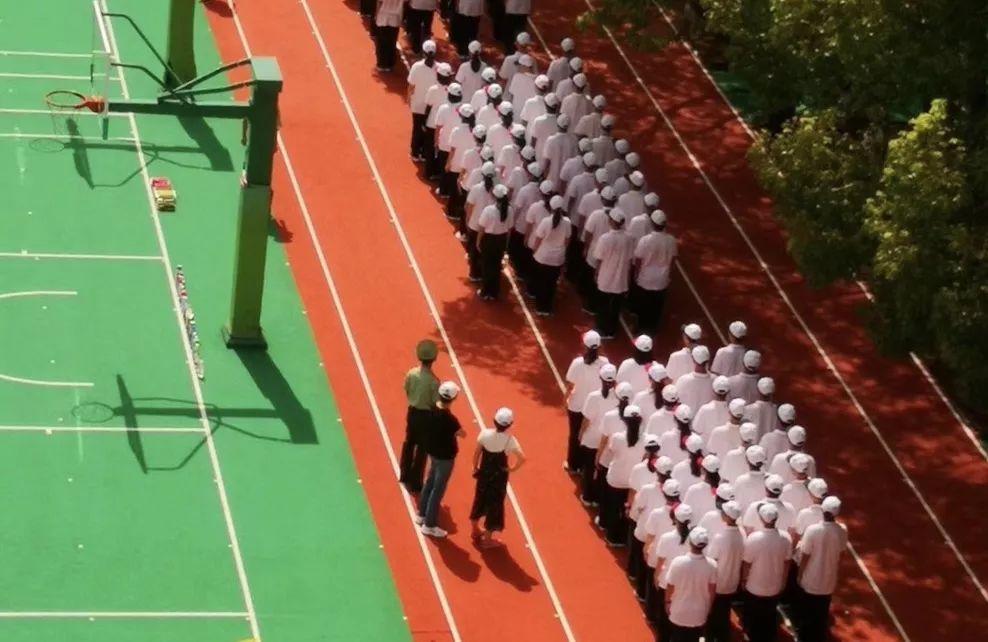 修炼青春，唱响序曲 | 记西南位育中学国际部新生军训暨入学教育活动 2