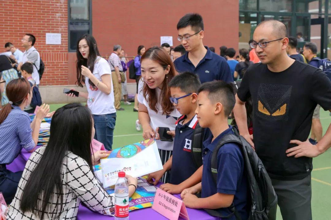 打包行囊，共赴下一个十年之约|清华附中国际部2019-2020学年开学典礼