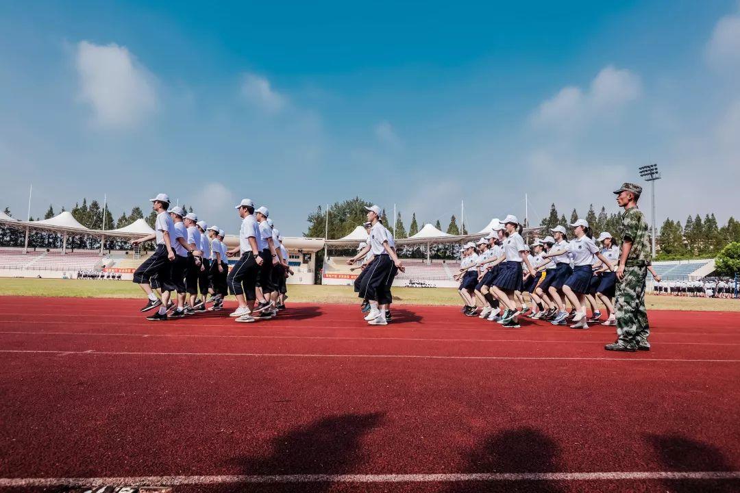 校园｜文明其精神，野蛮其体魄，强韧其意志——2019届民办位育新生军训进行时（二）