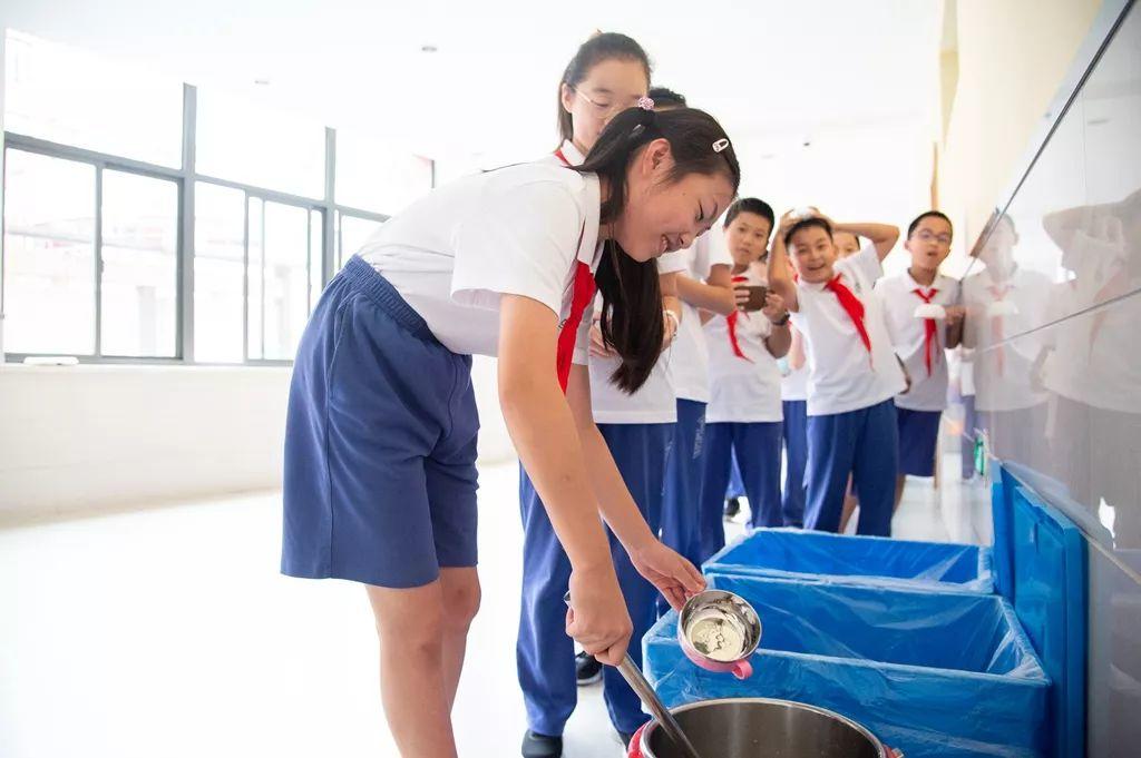 桃源学子携手同追梦，不负韶华奋进共迎新学期——记2019学年第一学期世外中学开学第一日