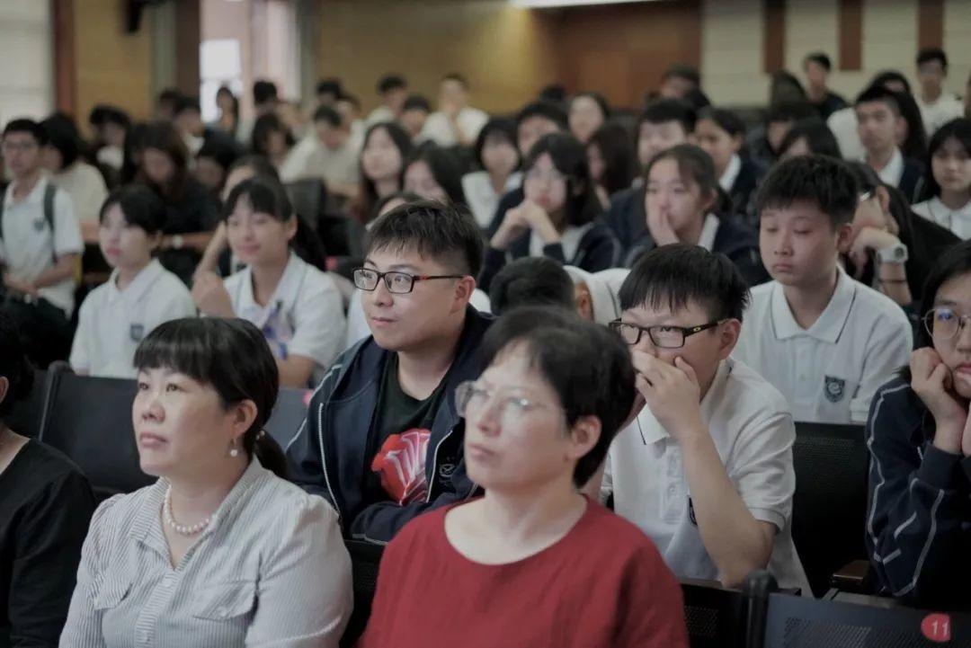 迎接新起点,展望新航程 | 记西南位育中学国际部2019学年第一学期开学典礼 迎接新起点,展望新航程 | 记西南位育中学国际部2019学年第一学期开学典礼