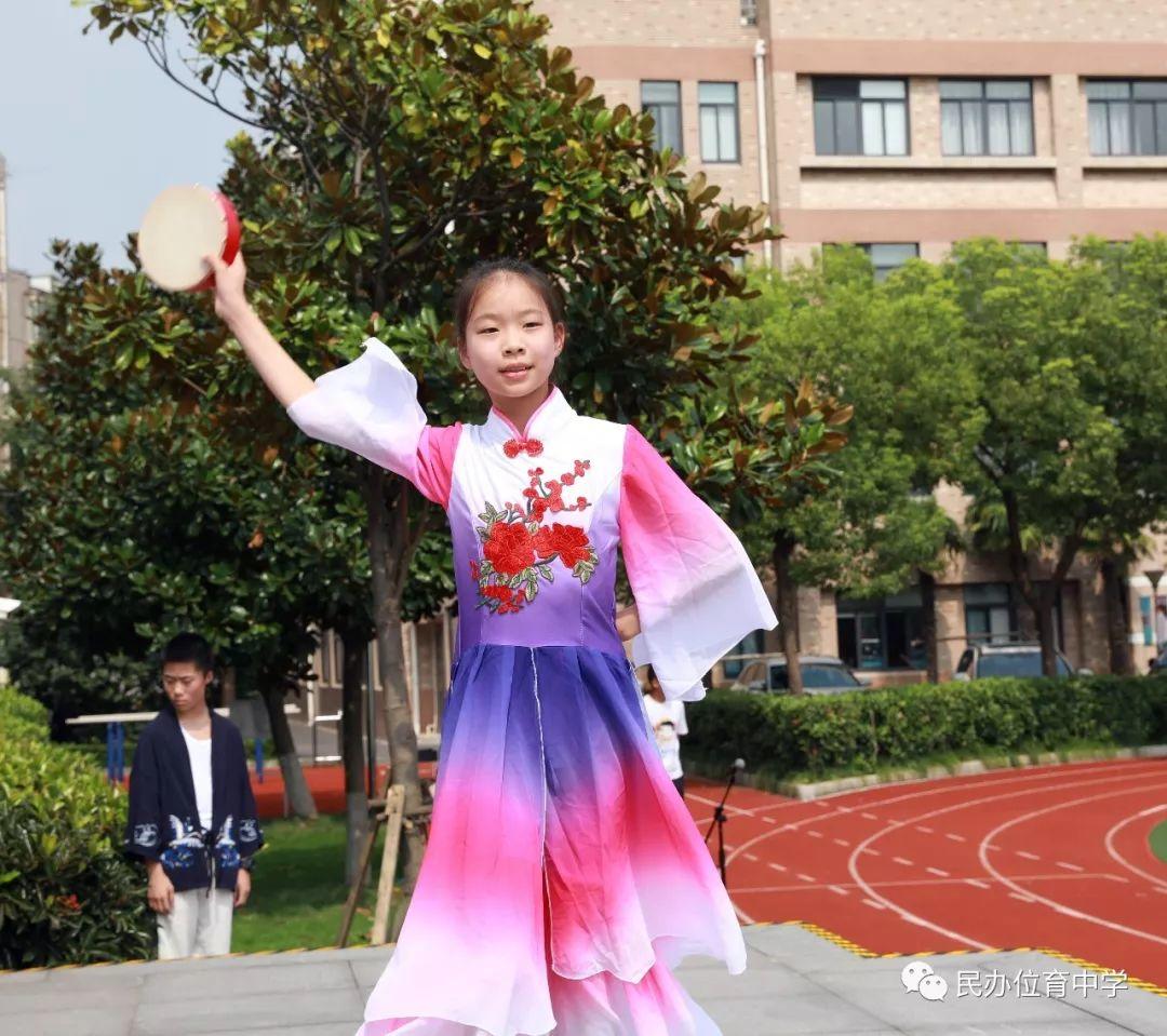 大队部 | 立爱岗敬业师德 树大气坚韧新人——上海民办位育中学中队辅导员聘任仪式暨教师节感恩活动