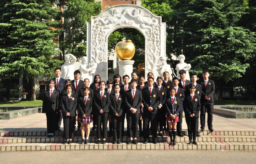 “接力责任之棒，不忘初心，谱写青春新篇章。”丨国际部第十三届学生会竞选