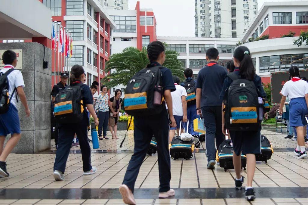 桃源学子携手同追梦，不负韶华奋进共迎新学期——记2019学年第一学期世外中学开学第一日