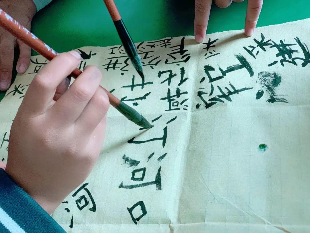 为爱守护,益行青春 | 记西南位育中学国际部2019学年元阳公益行助学活动 3 为爱守护,益行青春 | 记西南位育中学国际部2019学年元阳公益行助学活动 3