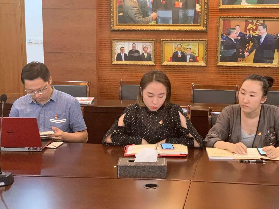 世外中学党总支开展“不忘初心、牢记使命”主题教育活动 世外中学党总支开展“不忘初心、牢记使命”主题教育活动