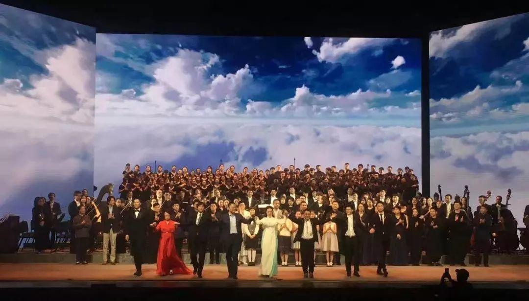 【艺术季】聆听英雄的故事:大型音乐交响诗《英雄颂》观演&作曲家刘灝教授讲座 【艺术季】聆听英雄的故事:大型音乐交响诗《英雄颂》观演&作曲家刘灝教授讲座