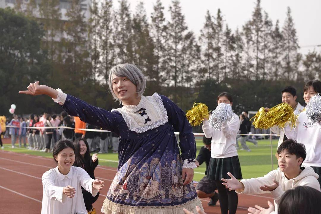 上实剑桥浦东校区第11届学生运动会精彩剪影 上实剑桥浦东校区第11届学生运动会精彩剪影