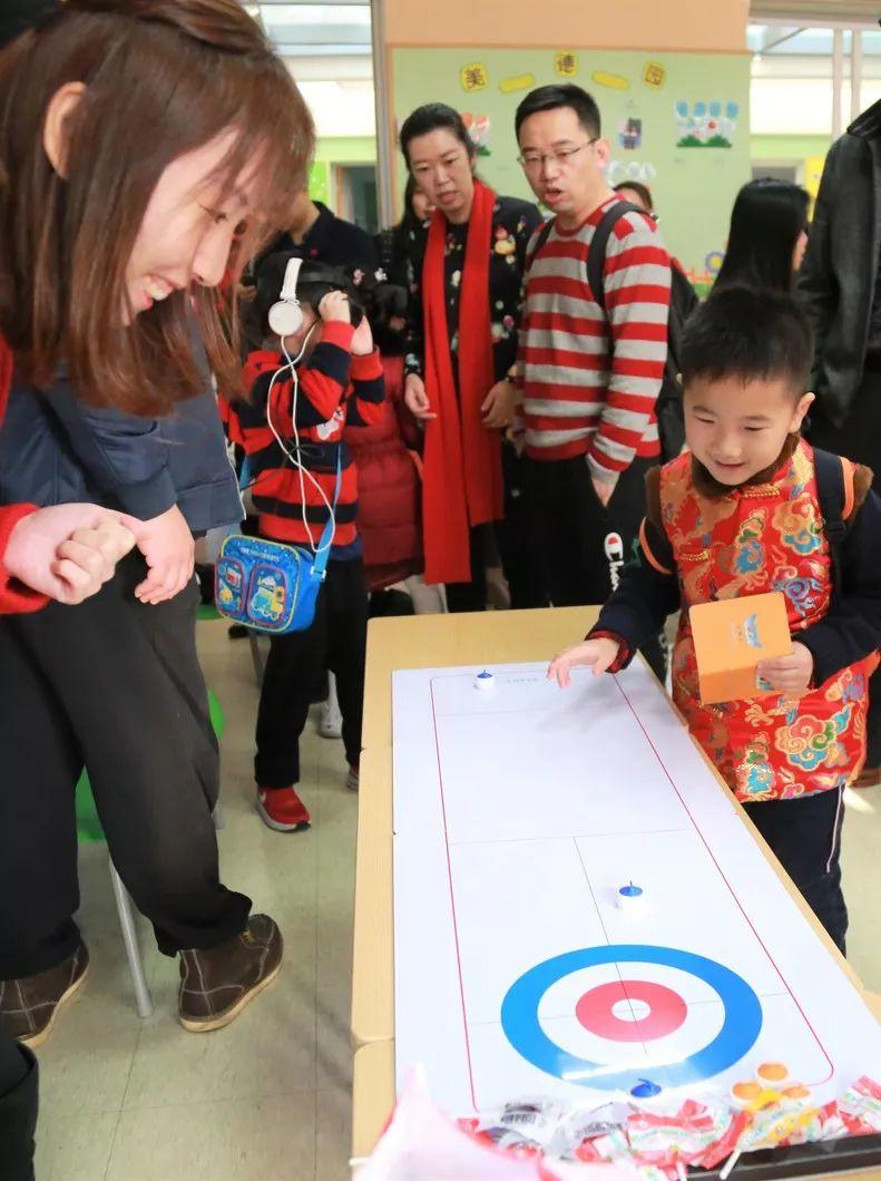 为爱起跑,这个冬天有点暖 | SUIS New Year Charity Bazaar 为爱起跑,这个冬天有点暖 | SUIS New Year Charity Bazaar