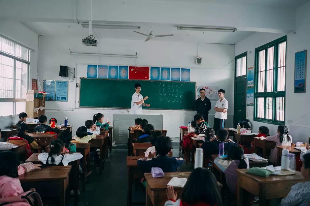 CAS|去浏阳,做小朋友们的小老师——记2019秋民办位育浏阳支教之行(一) CAS|去浏阳,做小朋友们的小老师——记2019秋民办位育浏阳支教之行(一)
