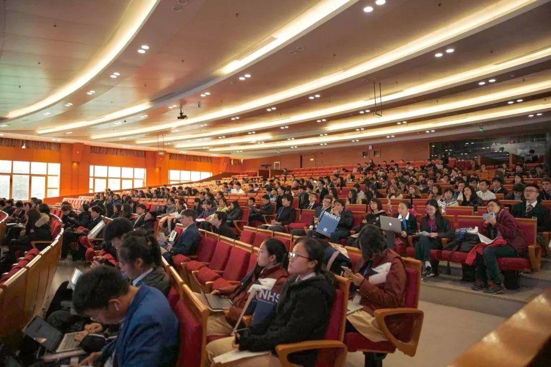 清华附中国际部成功举办第三届NHSDLC辩论赛！