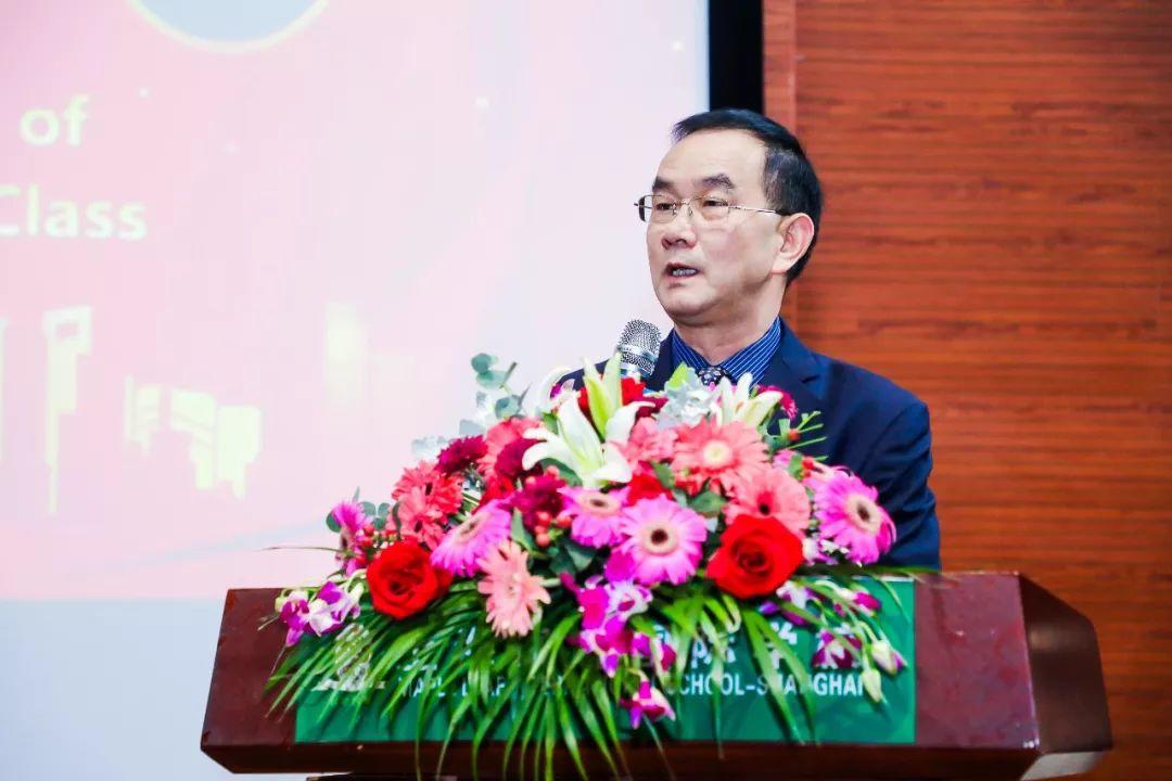 枫叶赤子情 家国在心中 ——上海·义乌·平湖·湖州校区“邓颖超班”联合命名仪式举行