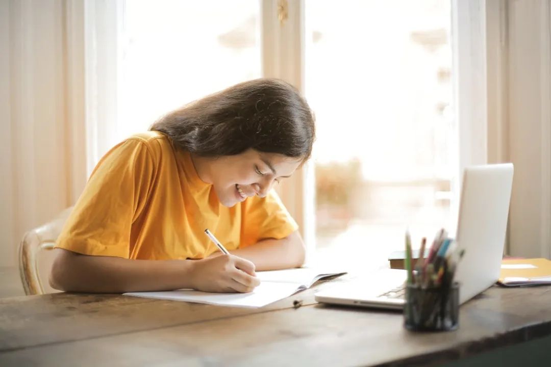 上国际学校=进贵族学校？揭秘上海国际学校学费老底！！