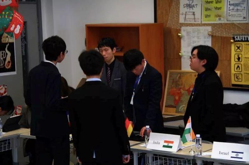 FDIS近日举行模联第三次活动FMUN III was held at FDIS