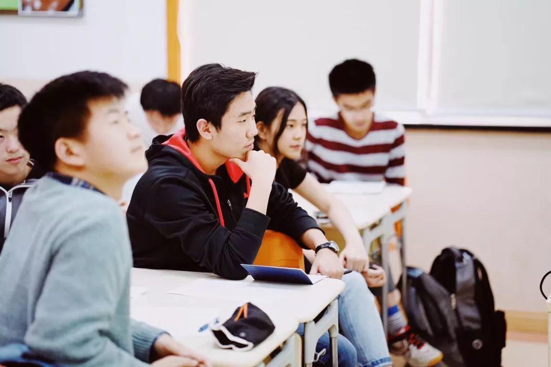 G9-10 | Career Day Talk