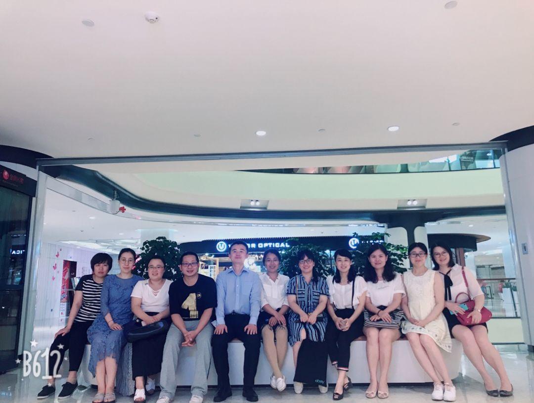师严道尊赢礼赞，桃李芬芳满春园丨金苹果双语学校国际部明星教师梅娅琼