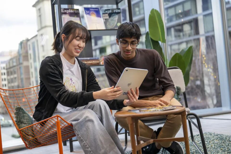 新赛季申请正热！再生元科学天才奖STS往届决赛选手亲授申请技巧，为什么STS值得冲？