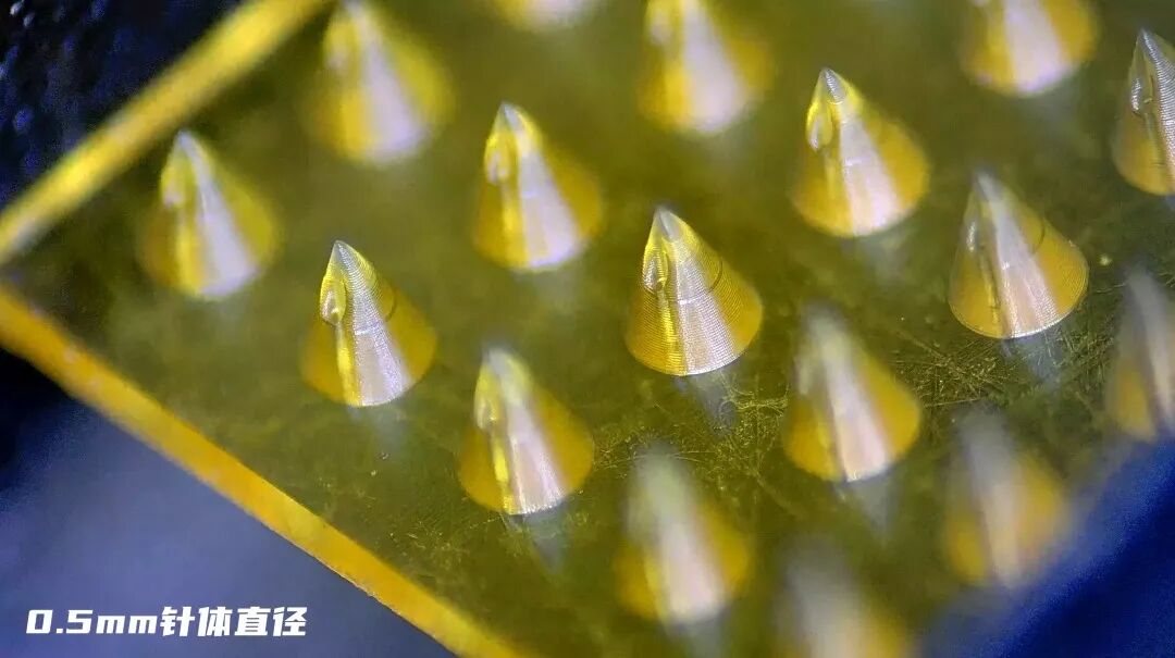 材料科学课题 | 从注射到 “自溶”！可降解微针如何将药物精准送达病灶，实现自然降解还无需回收？