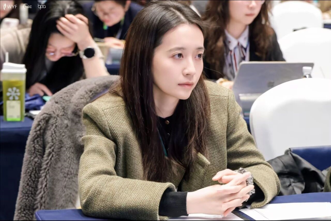 曾是金融圈“打工人”,转身成为经济商科导师的她说:别用自己思维框住学生! 曾是金融圈“打工人”,转身成为经济商科导师的她说:别用自己思维框住学生!