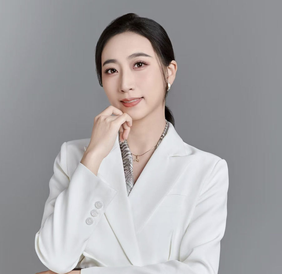 李沫萱老师照片